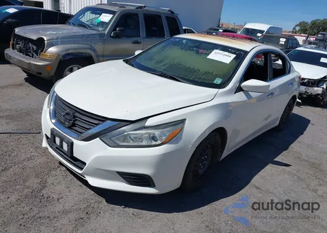 2016 Nissan Altima 2.5/2.5 S/2.5 Sl/2.5 Sr/2.5 Sv z USA, uszkodzony, nr VIN 1N4AL3AP9GC227923